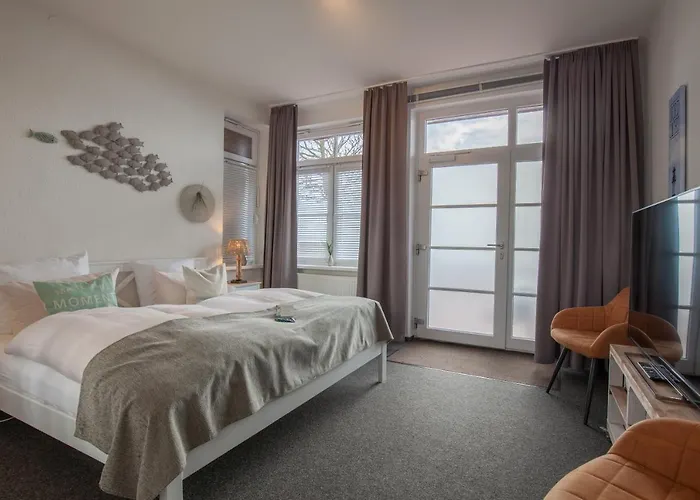 AKZENT Strandhotels Seestern, Delphin&Lachs